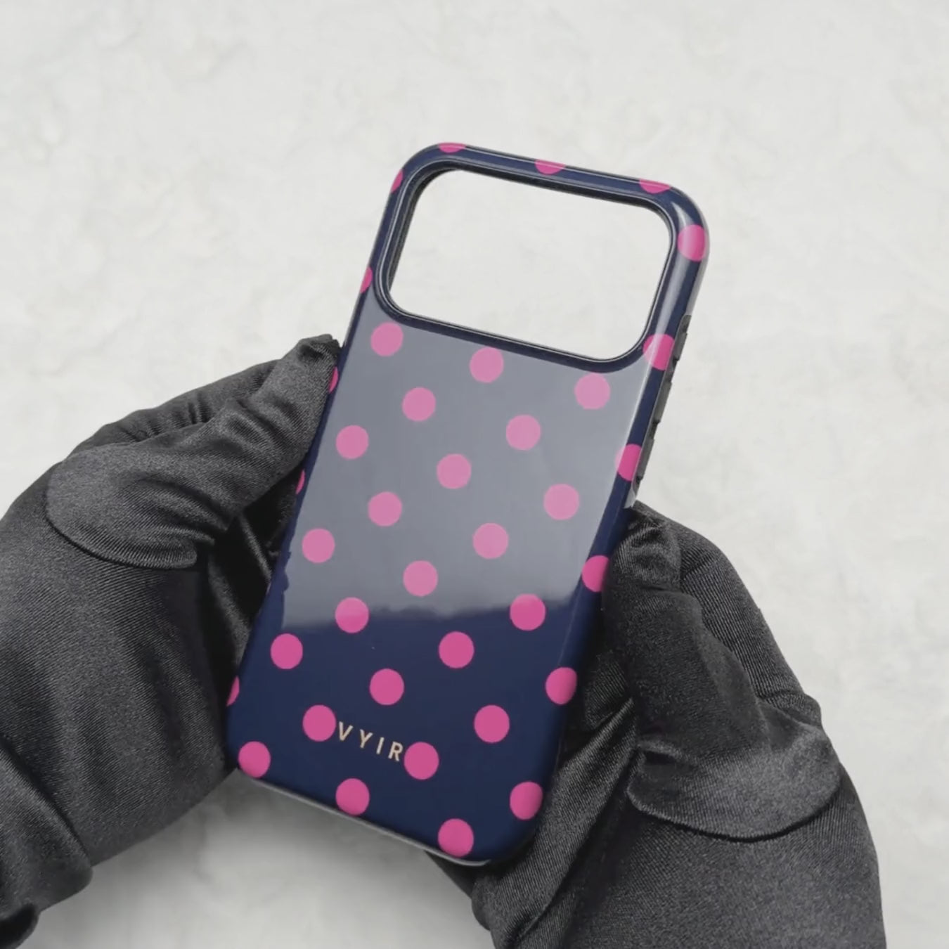 Classic Polka Dots, Hotspot - Tough Handyhülle
